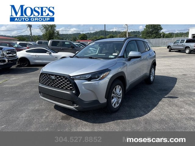 2024 Toyota Corolla Cross LE