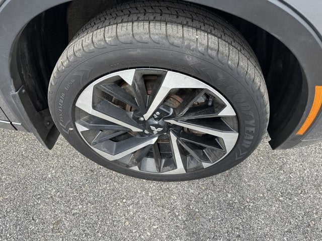 2023 Mitsubishi Outlander SEL