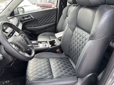 2023 Mitsubishi Outlander SEL