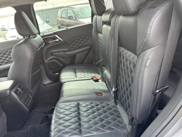 2023 Mitsubishi Outlander SEL