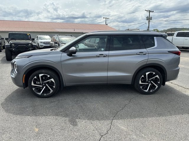 2023 Mitsubishi Outlander SEL