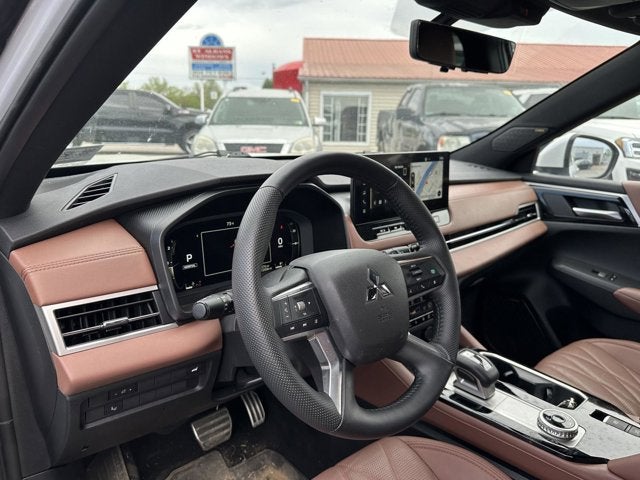 2025 Mitsubishi Outlander SEL