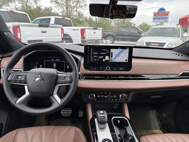 2025 Mitsubishi Outlander SEL