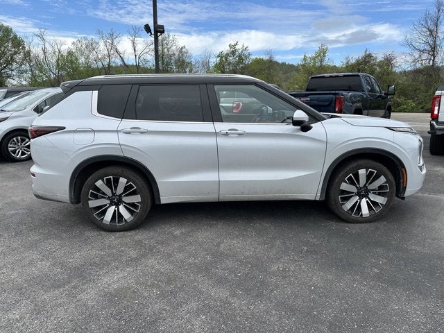 2025 Mitsubishi Outlander SEL