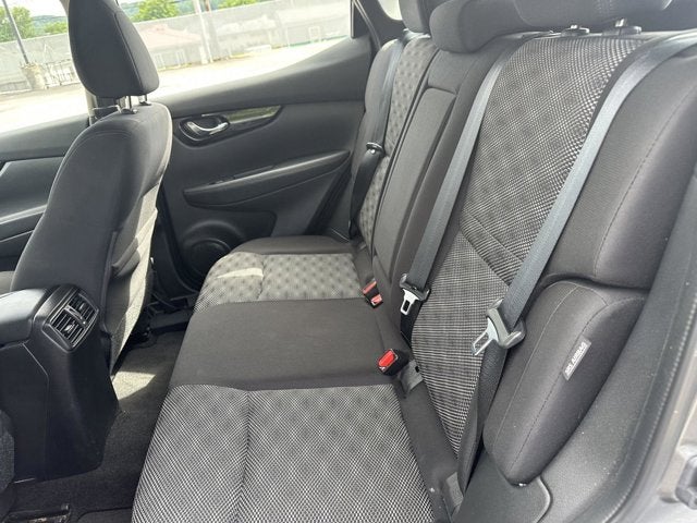 2021 Nissan Rogue Sport SV