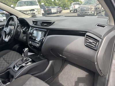 2021 Nissan Rogue Sport SV