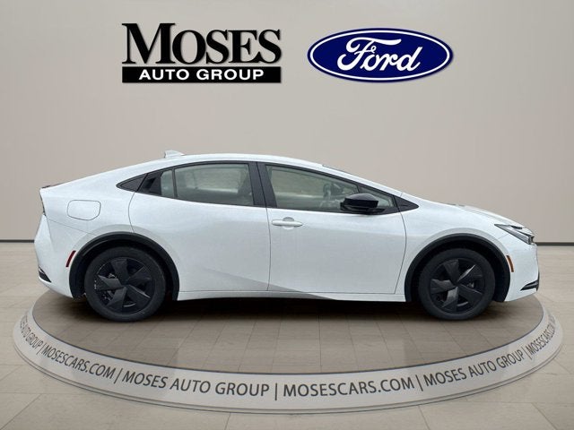 2024 Toyota Prius Prime SE