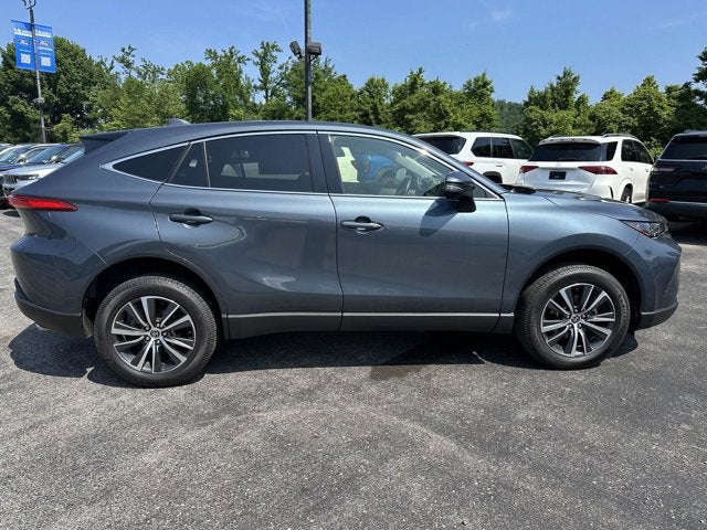 2022 Toyota Venza LE