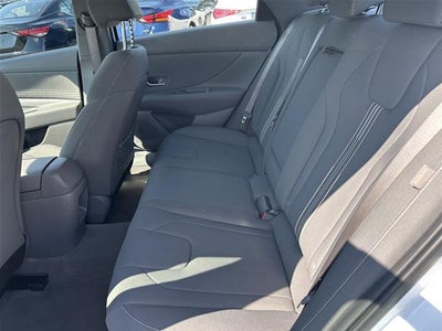 2025 Hyundai Elantra SEL Convenience