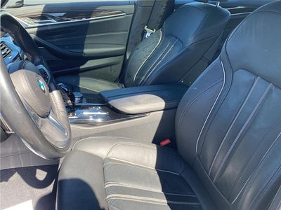 2023 BMW 5 Series M550i xDrive