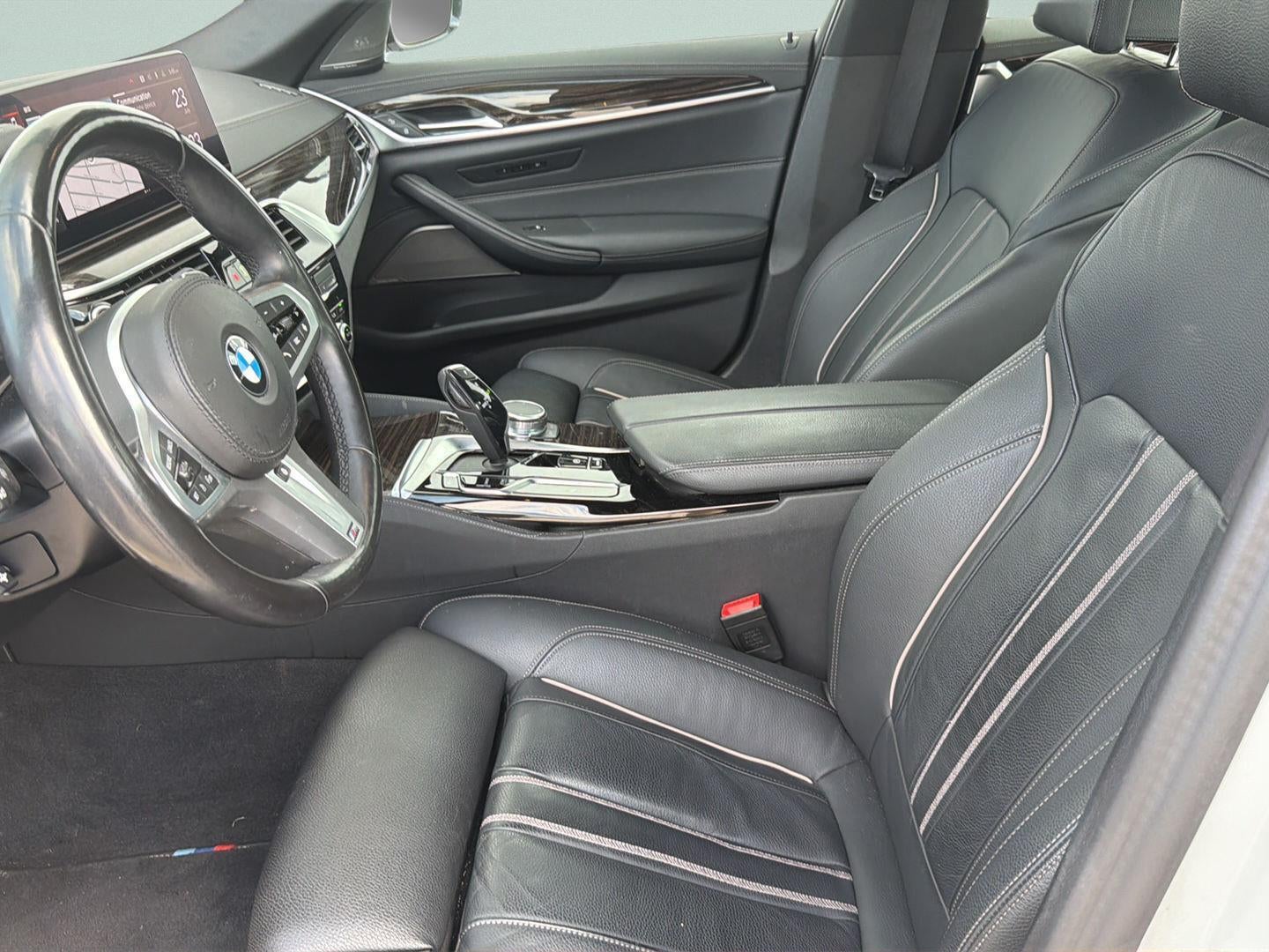 2023 BMW 5 Series M550i xDrive