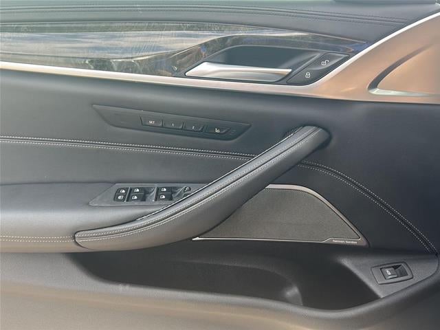 2021 BMW 5 Series M550i xDrive