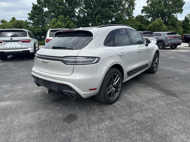 2025 Porsche Macan T