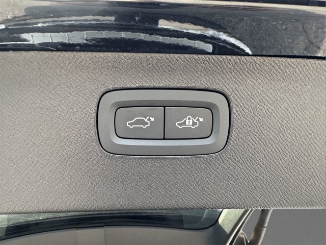 2026 Volvo XC90 Plus