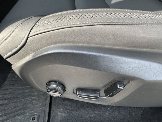 2026 Volvo XC90 Plus