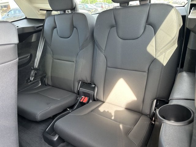 2026 Volvo XC90 Plus