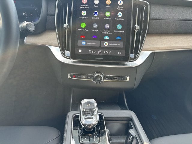 2026 Volvo XC90 Plus