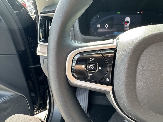 2026 Volvo XC90 Plus