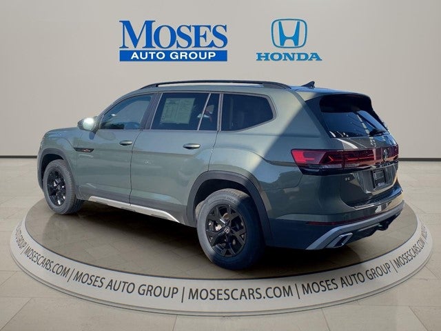 2024 Volkswagen Atlas 2.0T Peak Edition SE w/Technology