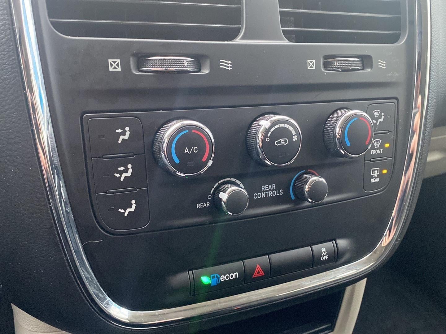 2020 Dodge Grand Caravan SE