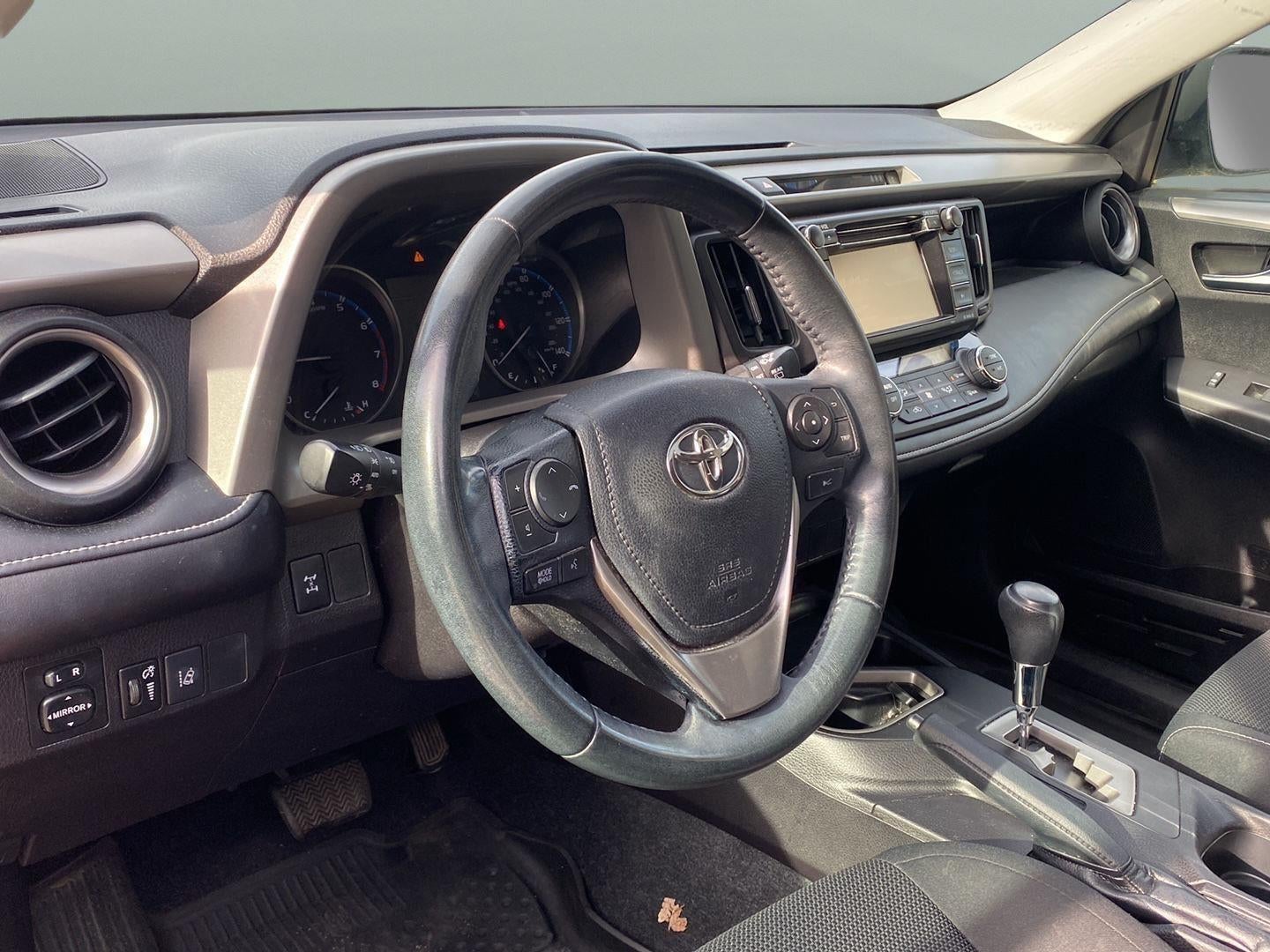 2018 Toyota RAV4 XLE