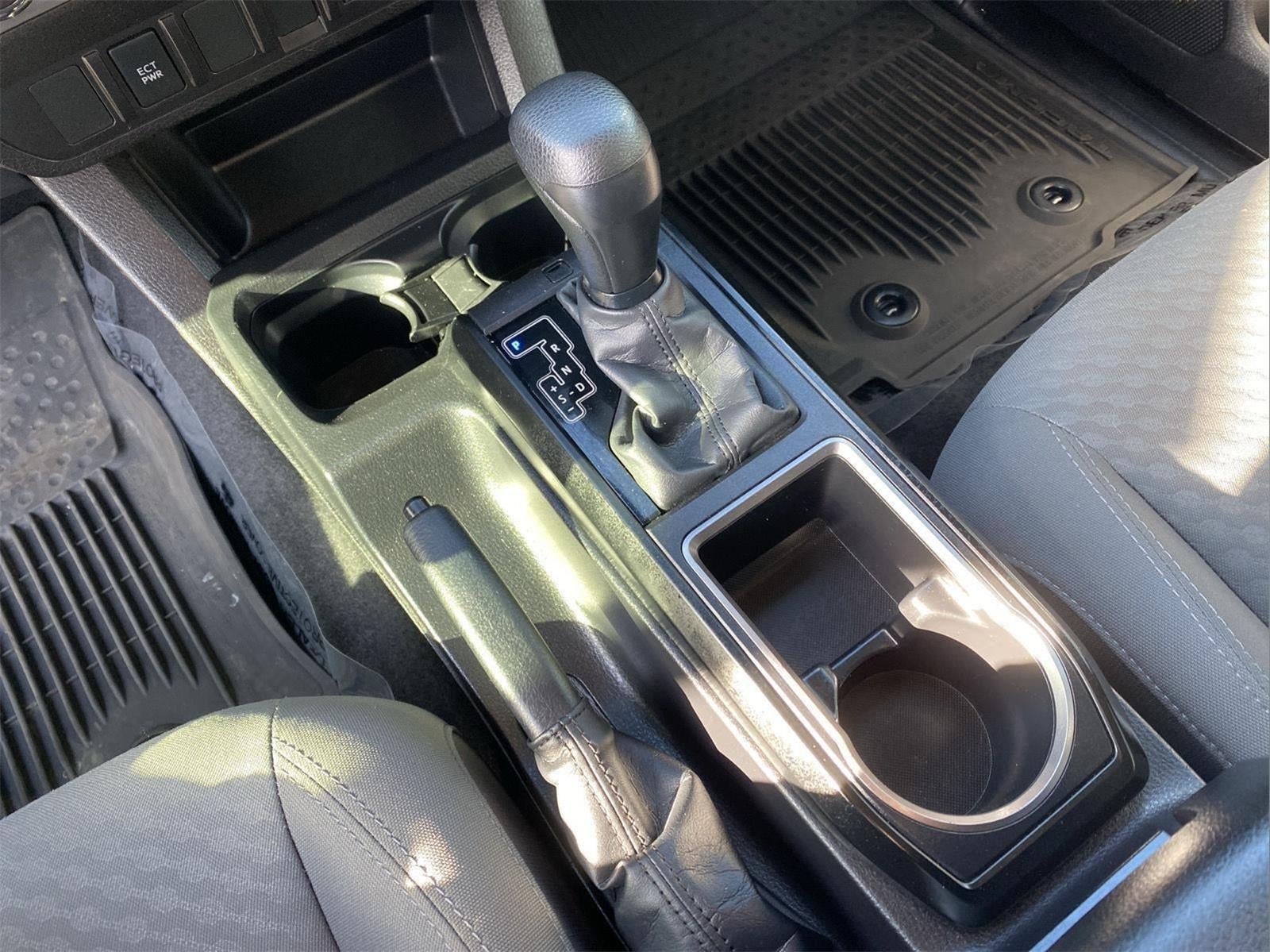 2022 Toyota Tacoma SR V6