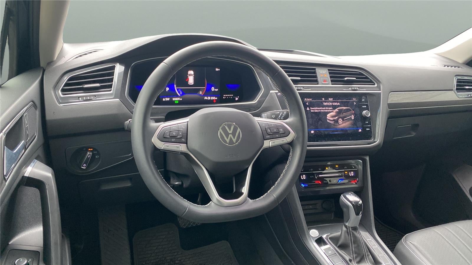 2023 Volkswagen Tiguan SE