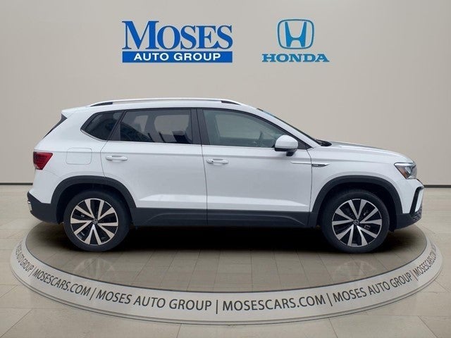 2023 Volkswagen Taos SE