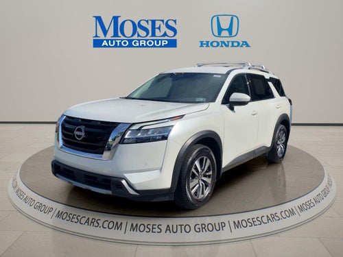 2024 Nissan Pathfinder SL