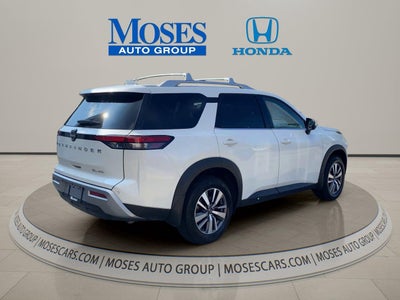 2024 Nissan Pathfinder SL
