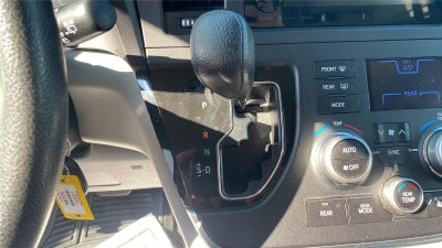 2016 Toyota Sienna LE