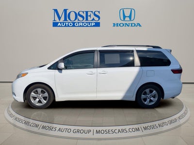 2016 Toyota Sienna LE