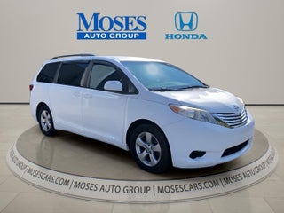2016 Toyota Sienna LE